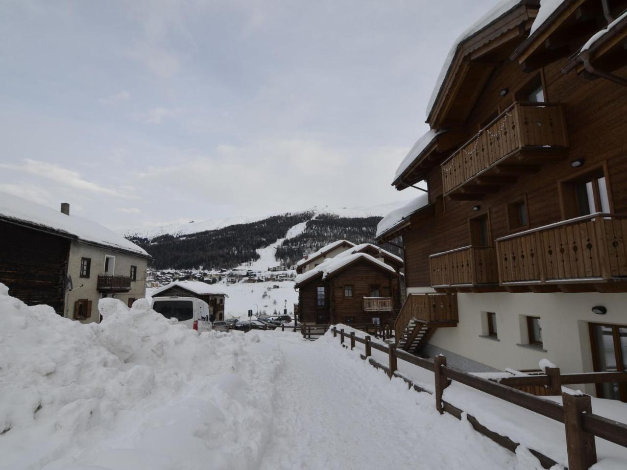 Belvilla By Oyo Baita Amalia Livigno Exteriör bild
